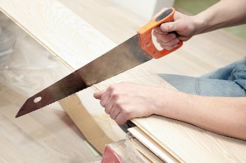 3 Ways To Correctly Support Wood When Cutting